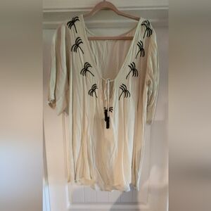 Cute top, peasant or hippi style